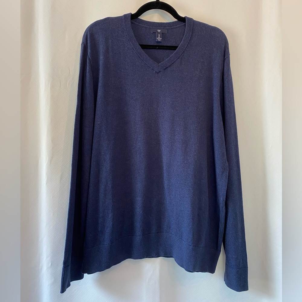 Gap Men's Navy V-Neck Thin Knit Sweater Large Preppy Academia Normcore Nautical